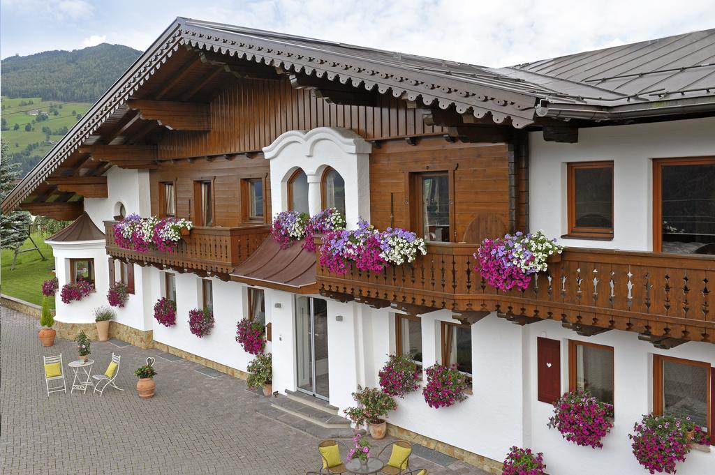 Landhaus Trinker Шладминг Екстериор снимка